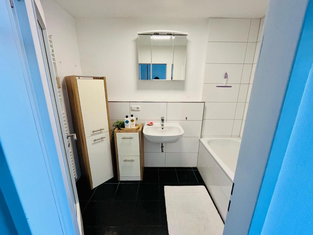 Nasa Wohnung Uerdingen เครเฟลด์ ภายนอก รูปภาพ